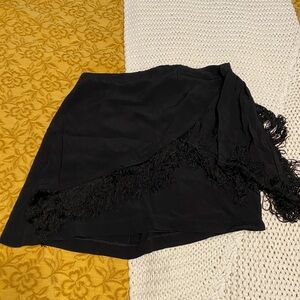 Forever 21 Black and Gold Asymmetrical Wrap Style Mini Skirt 3/$20 🔴